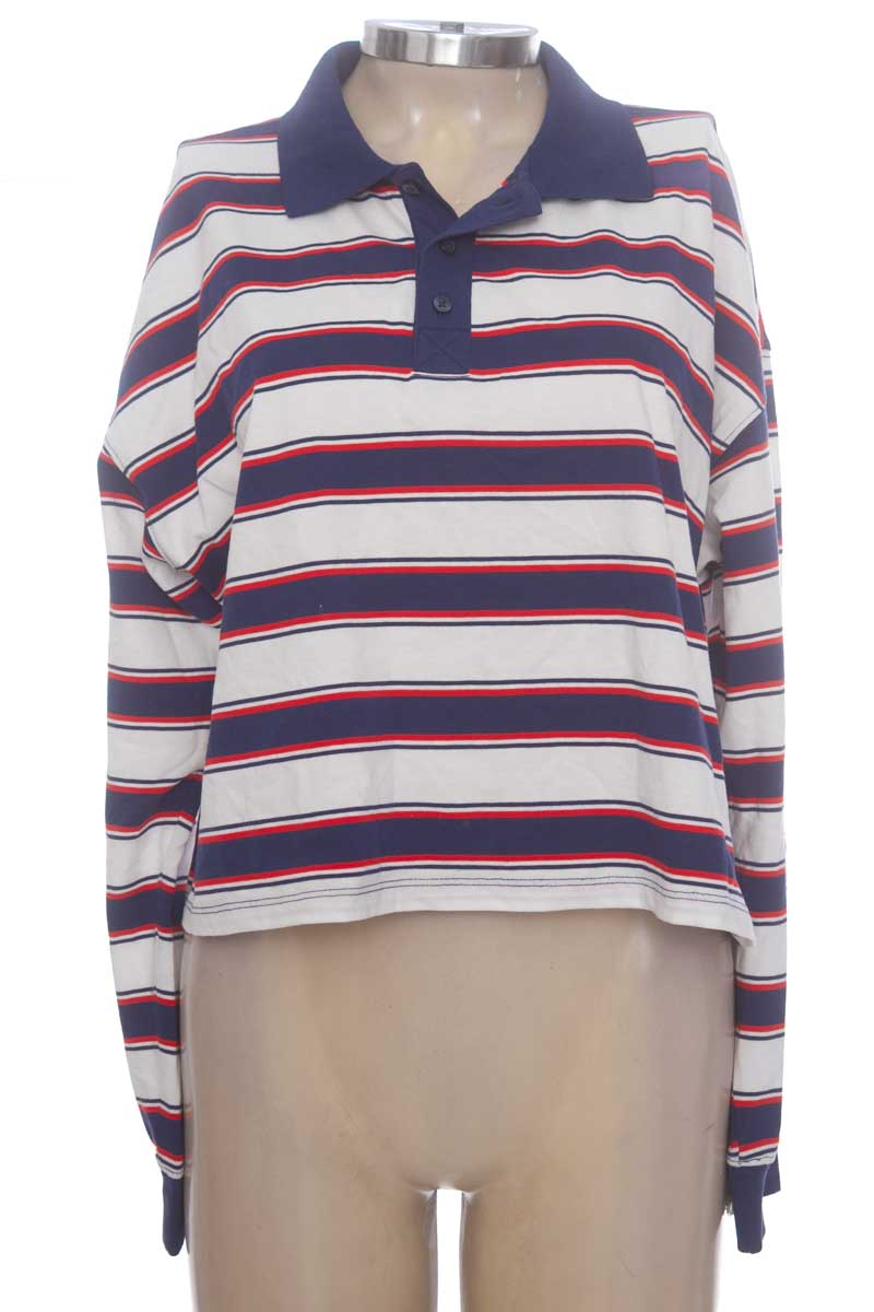 Top / Camiseta color Blanco - Divided by H&M