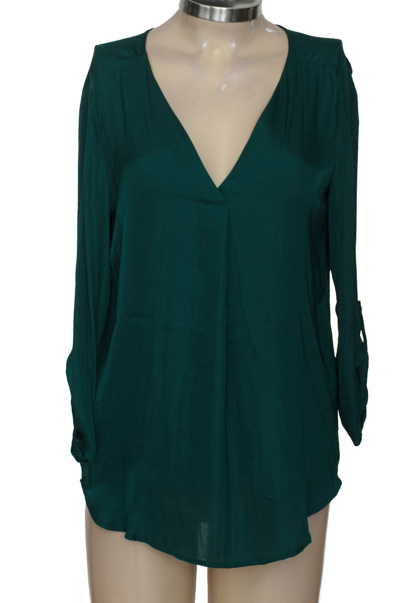 Blusa color Verde - Stradivarius