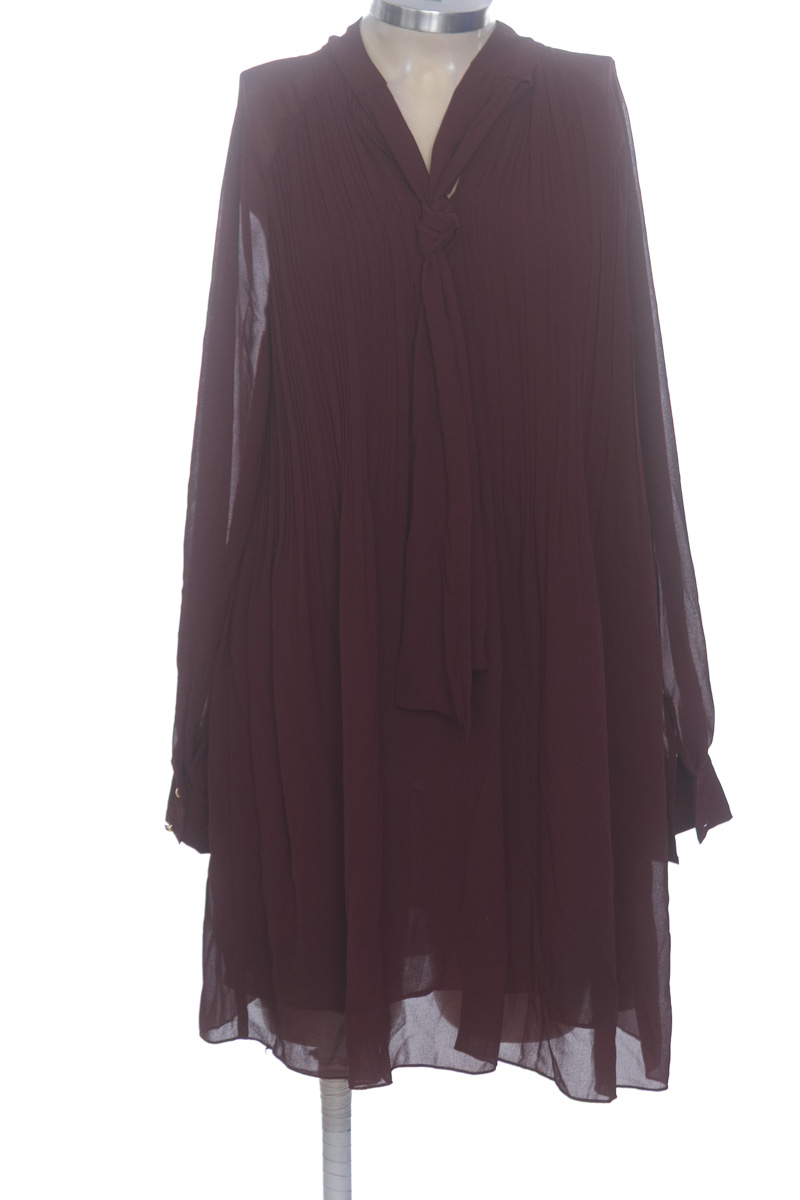 Vestido / Enterizo color Vinotinto - H&M
