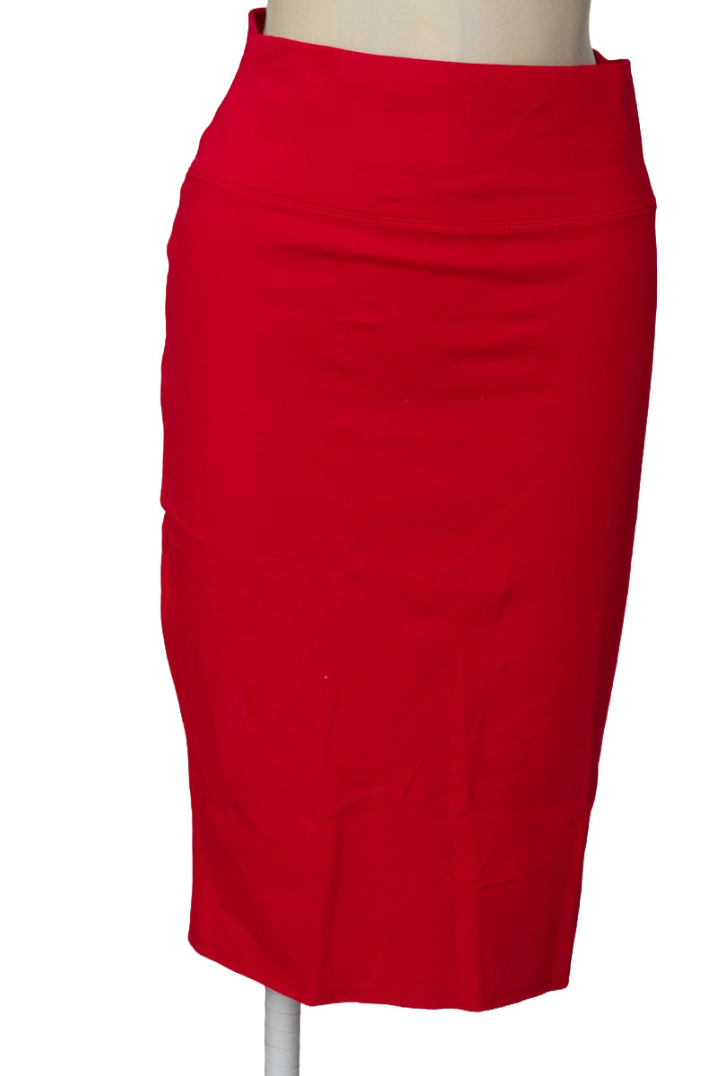 Falda color Rojo - hybrid & company