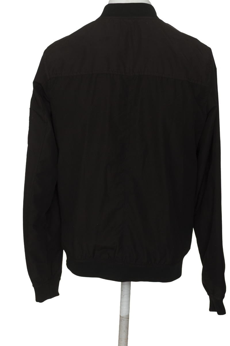 Chaqueta color Negro - Pull & Bear