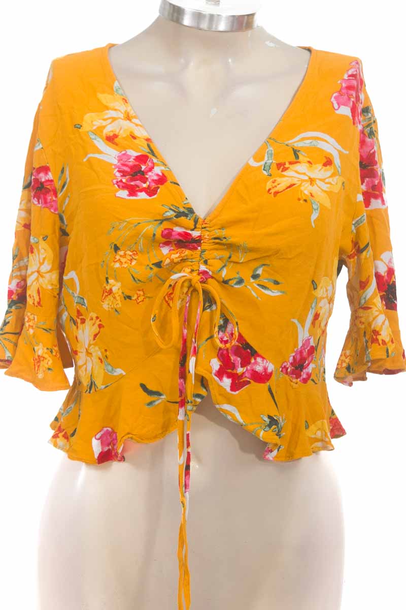 Blusa color Mostaza - Xhilaration