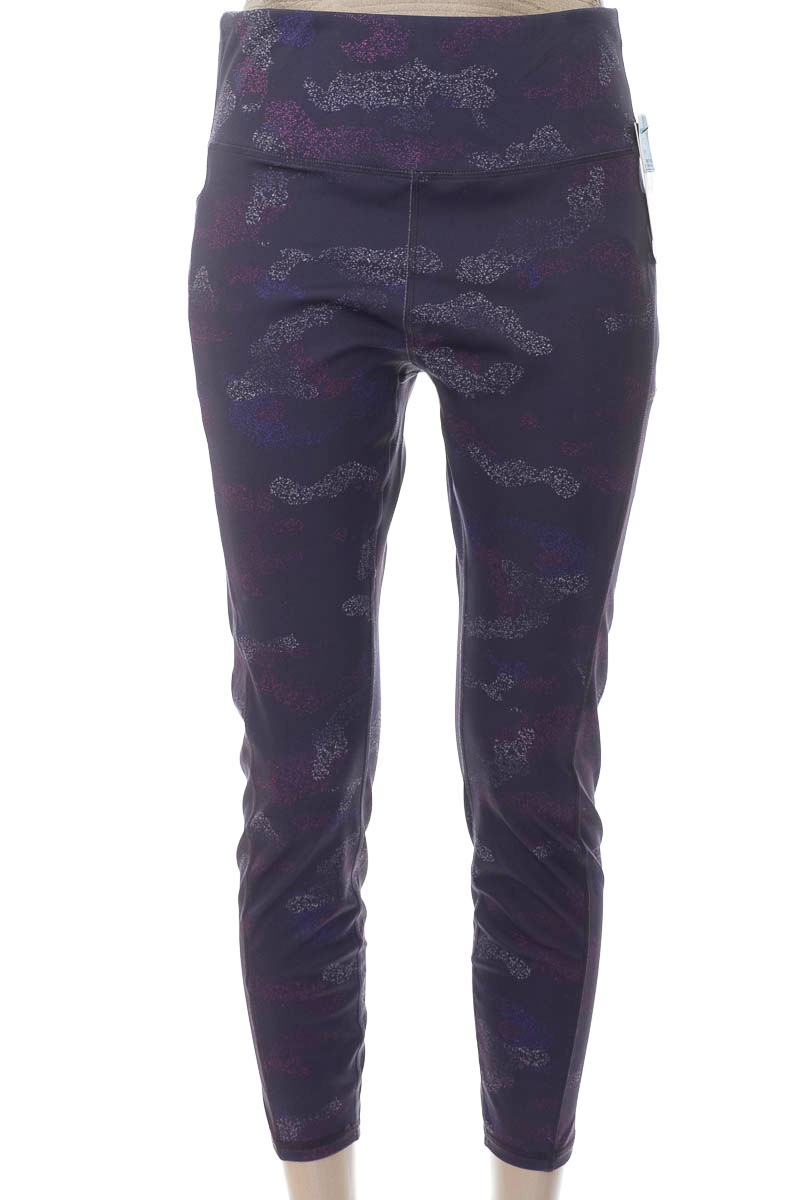 Ropa Deportiva / Salida de Baño color Morado - legend