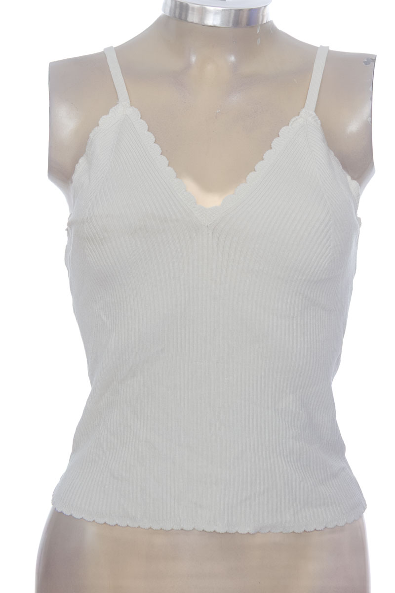 Top / Camiseta color Blanco - Divided by H&M