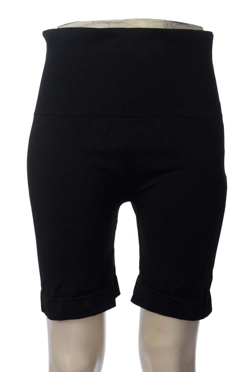 Ropa Deportiva / Salida de Baño color Negro - Leonisa