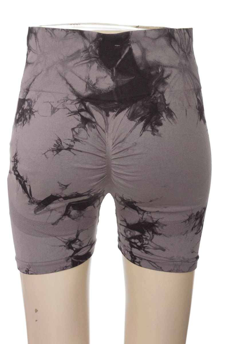 Ropa Deportiva / Salida de Baño color Gris - Closeando