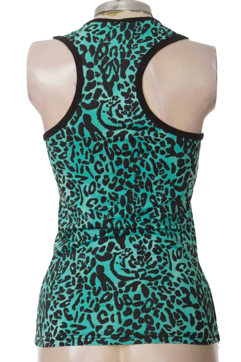 Top / Camiseta color Aguamarina - Closeando