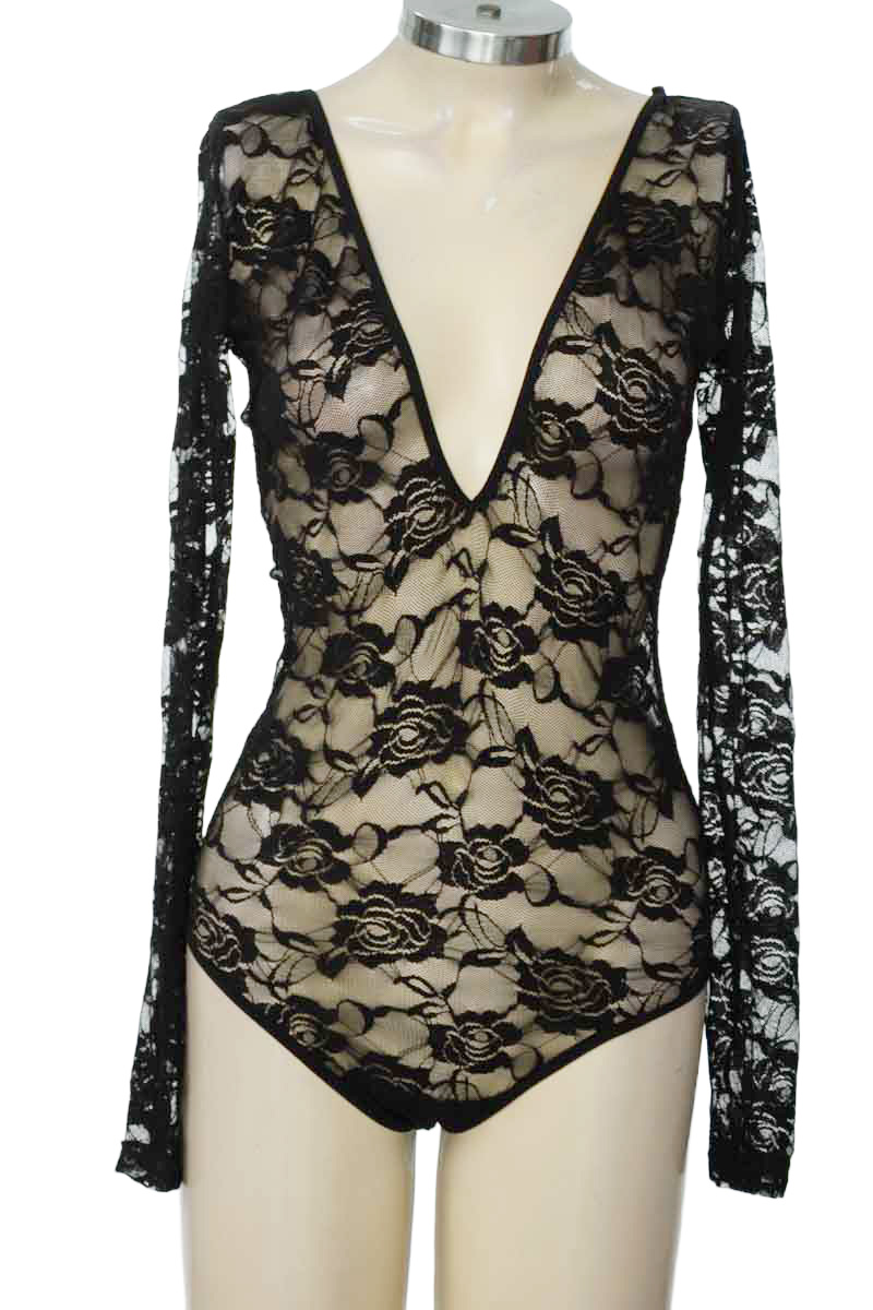 Top / Camiseta color Negro - Carmel