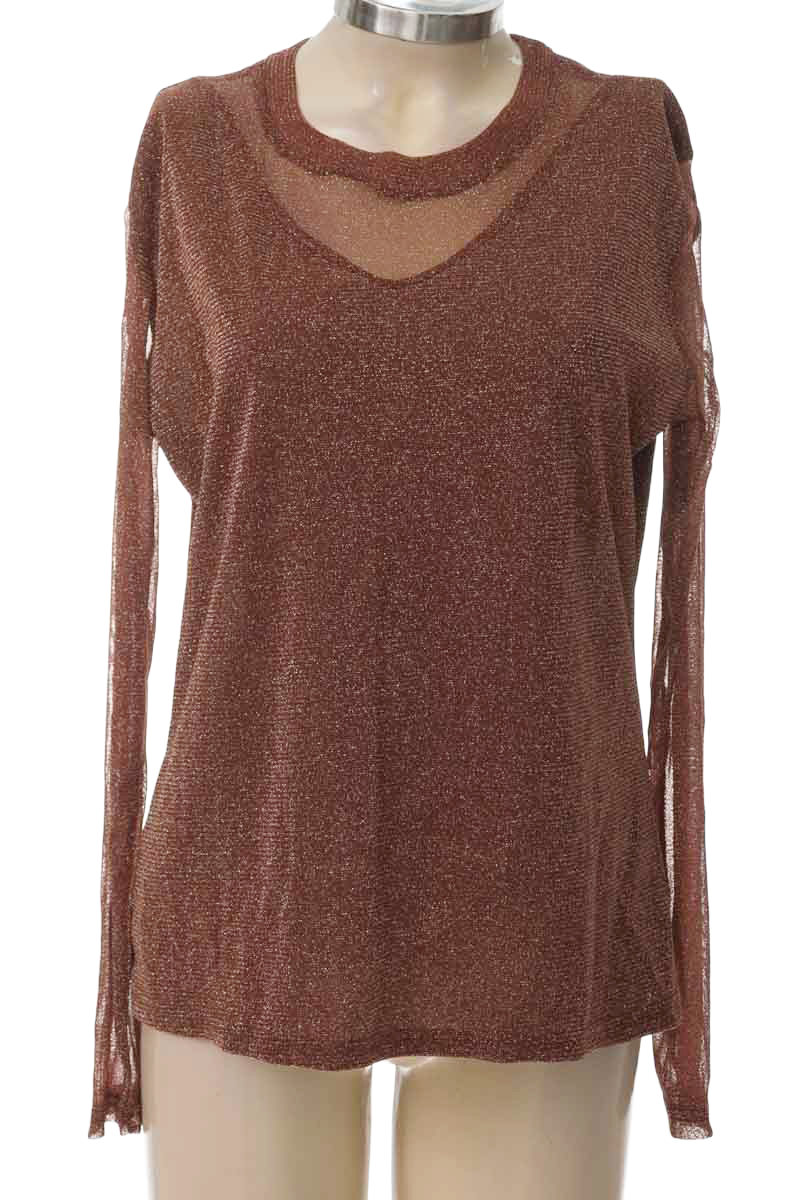 Top / Camiseta color Café - Closeando