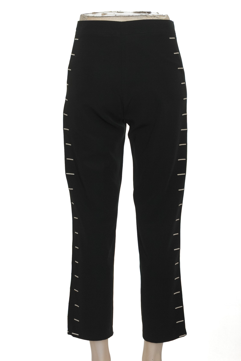 Pantalones color Negro - Adriana Fernandez