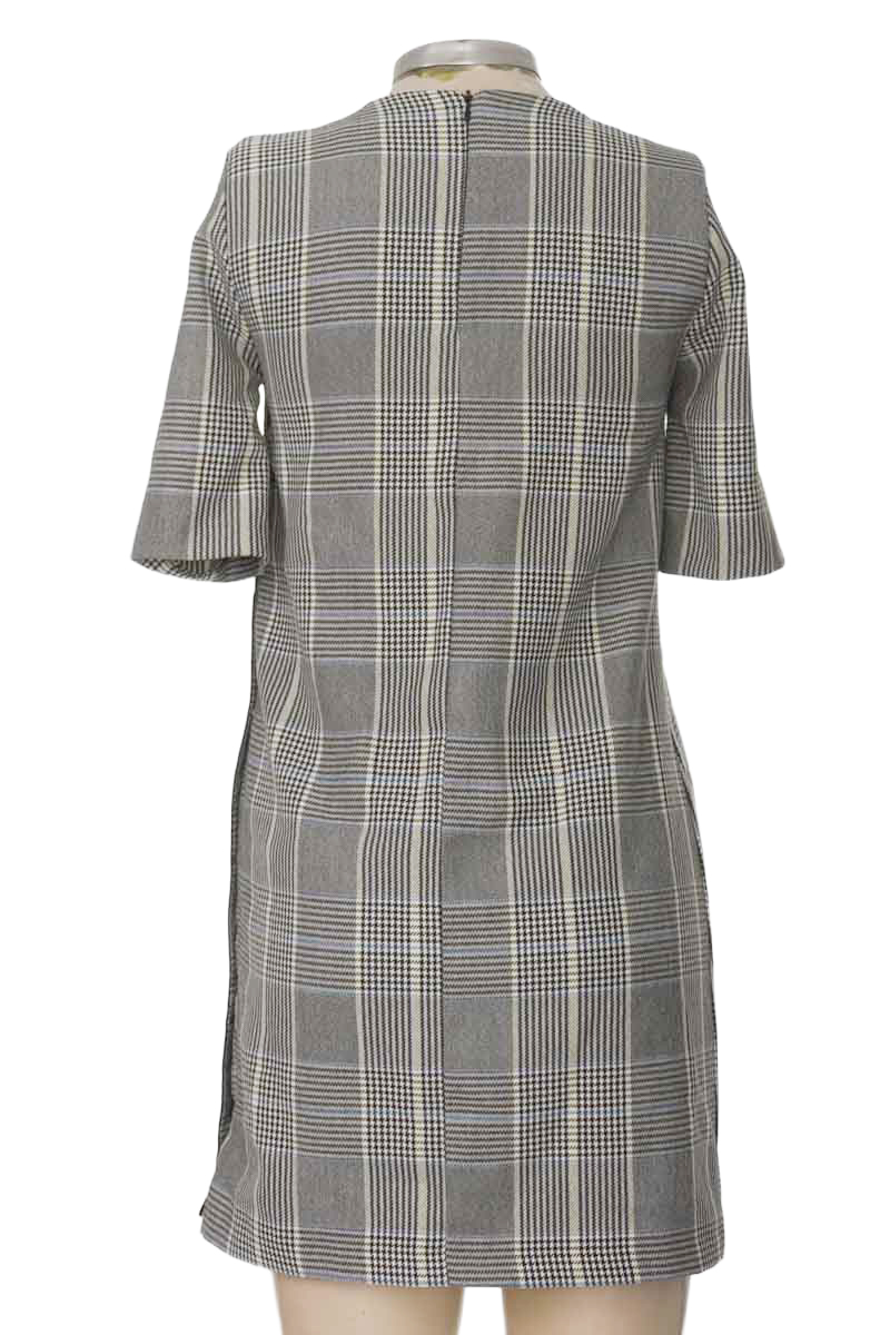 Vestido / Enterizo color Negro - Zara