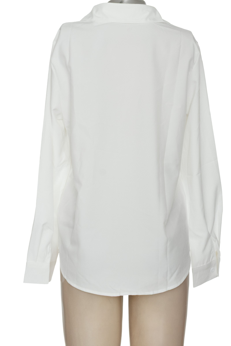 Blusa color Blanco - Closeando