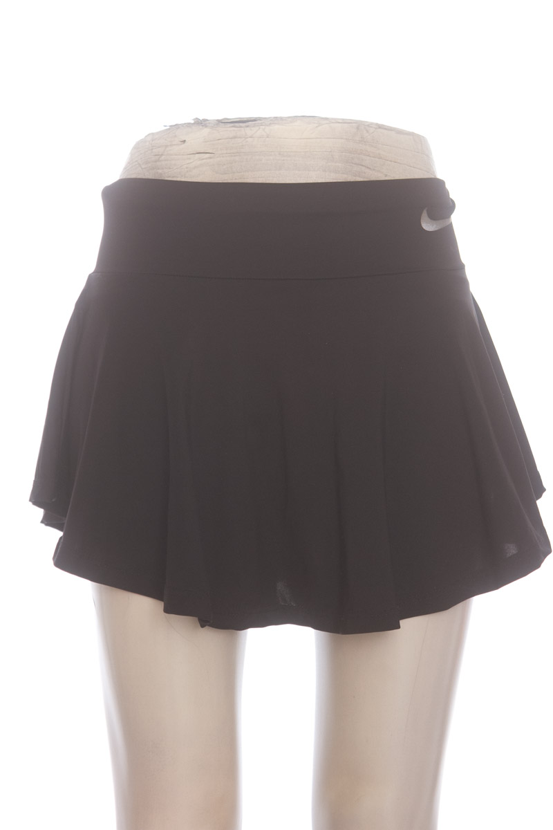 Ropa Deportiva / Salida de Baño color Negro - Closeando