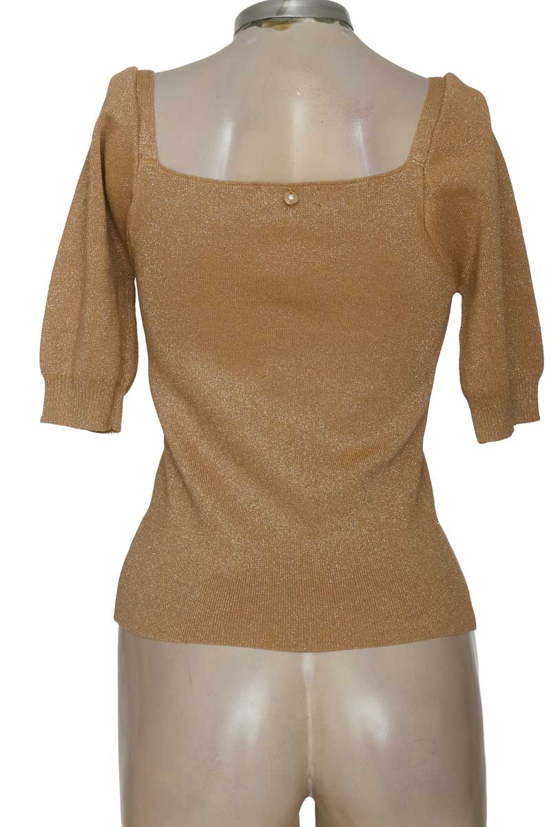 Top / Camiseta color Dorado - Studio F
