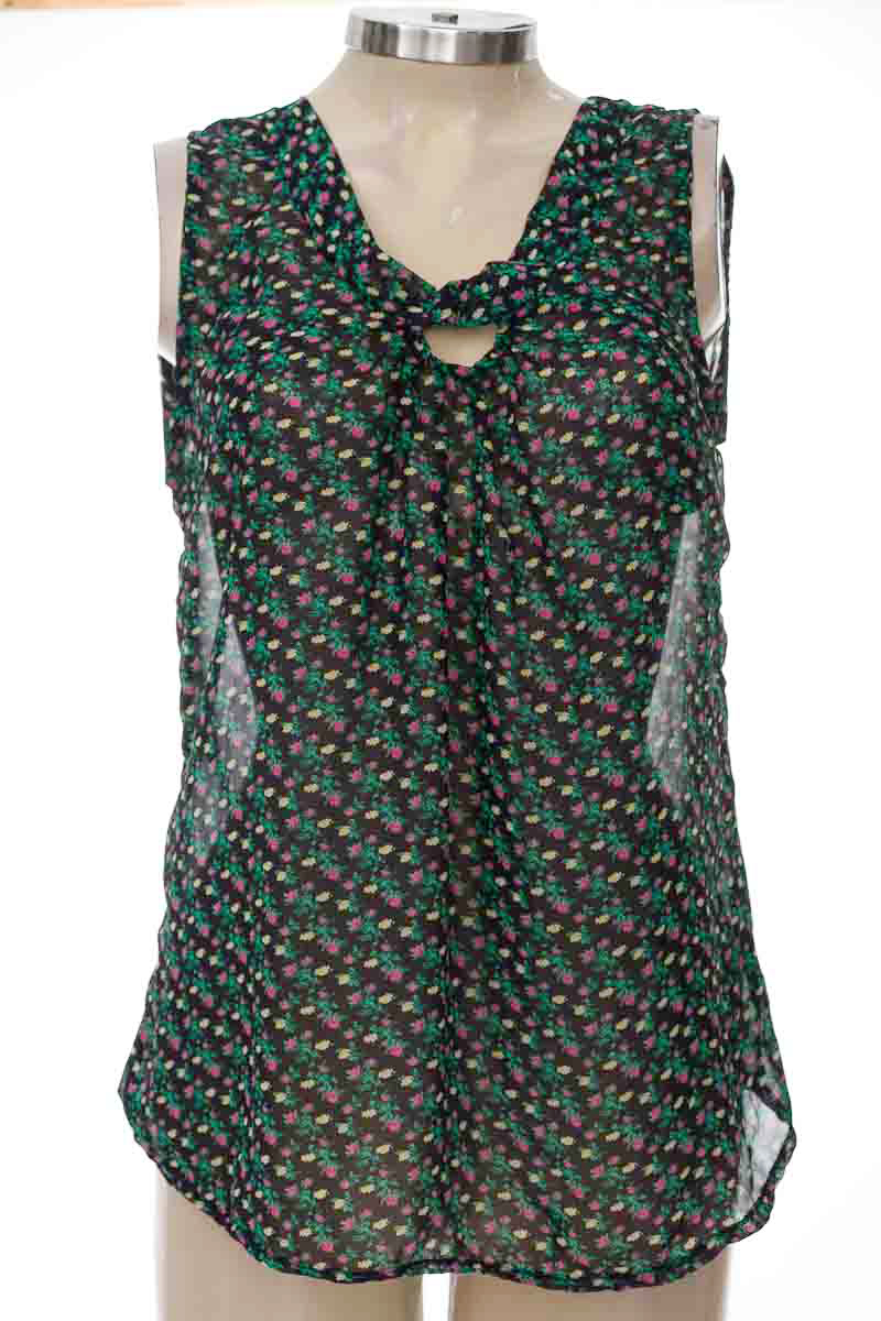 Top / Camiseta color Negro - Eva Castillo