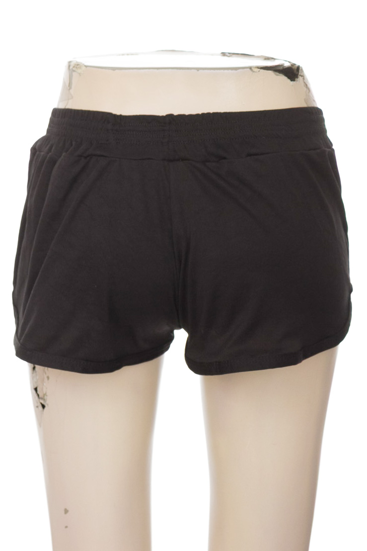 Ropa Deportiva / Salida de Baño color Negro - Closeando