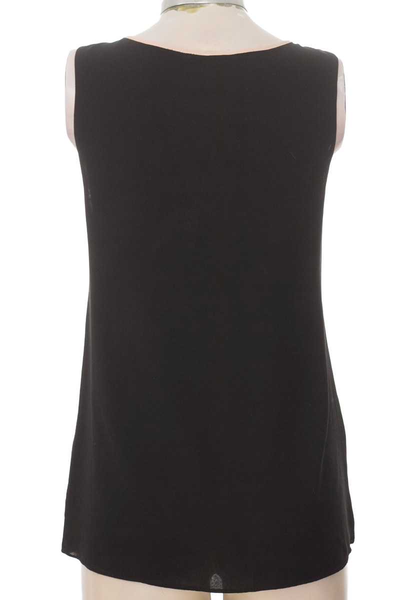 Top / Camiseta color Negro - Naked Zebra