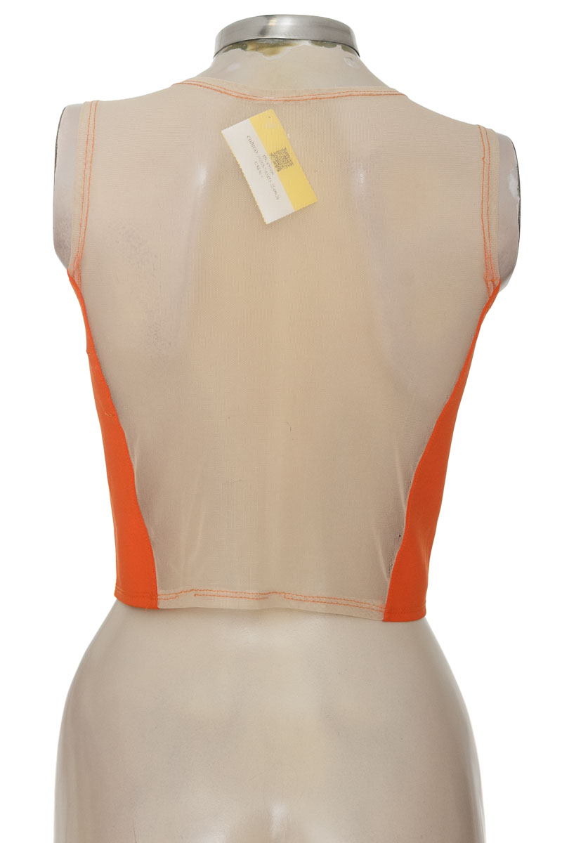 Top / Camiseta color Naranja - CLOCKHOUSE