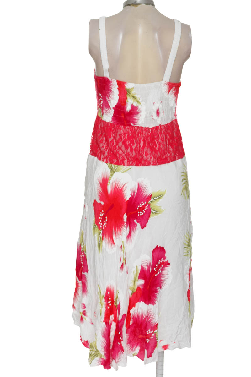 Vestido / Enterizo color Blanco - Closeando