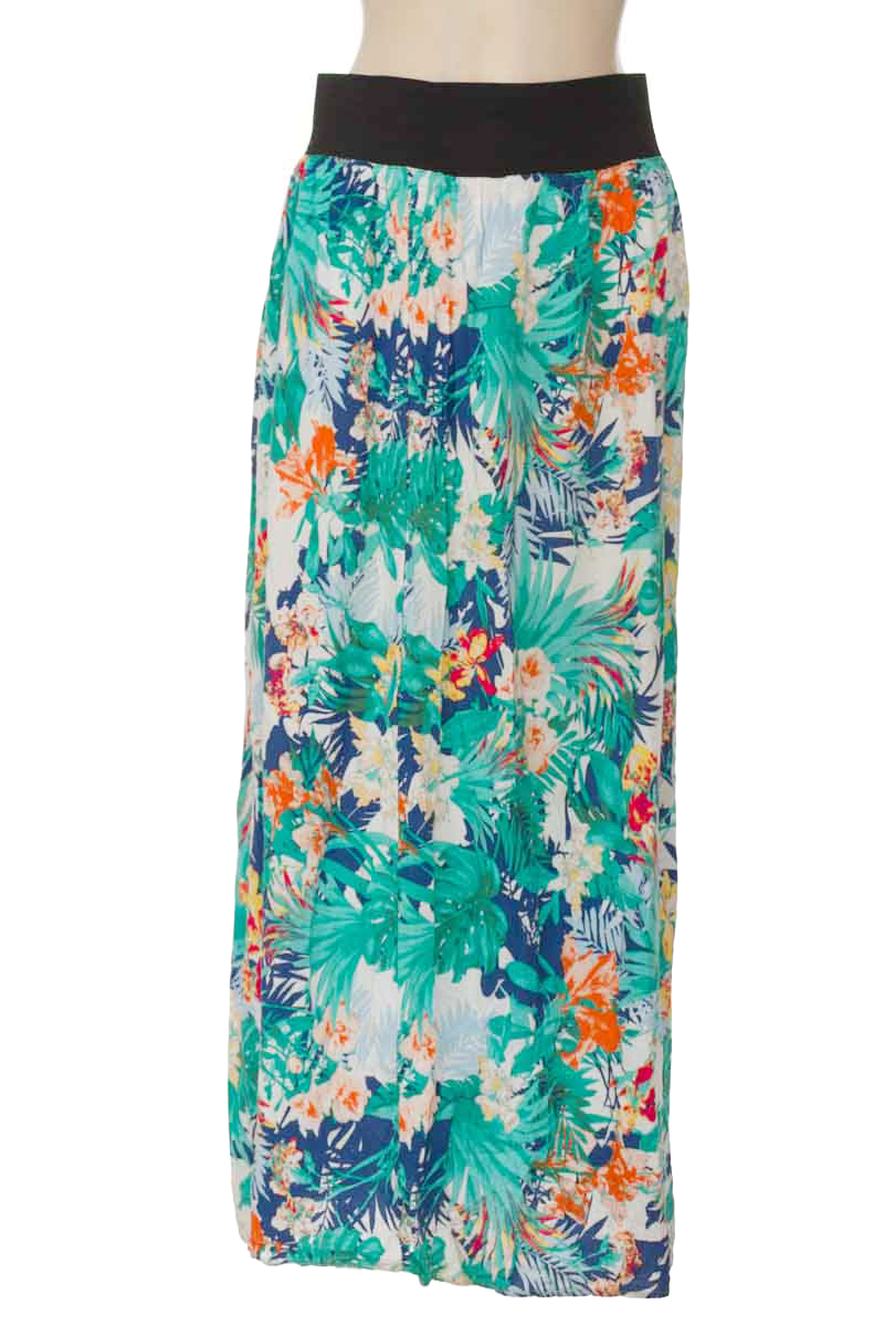 Falda color Aguamarina - Closeando