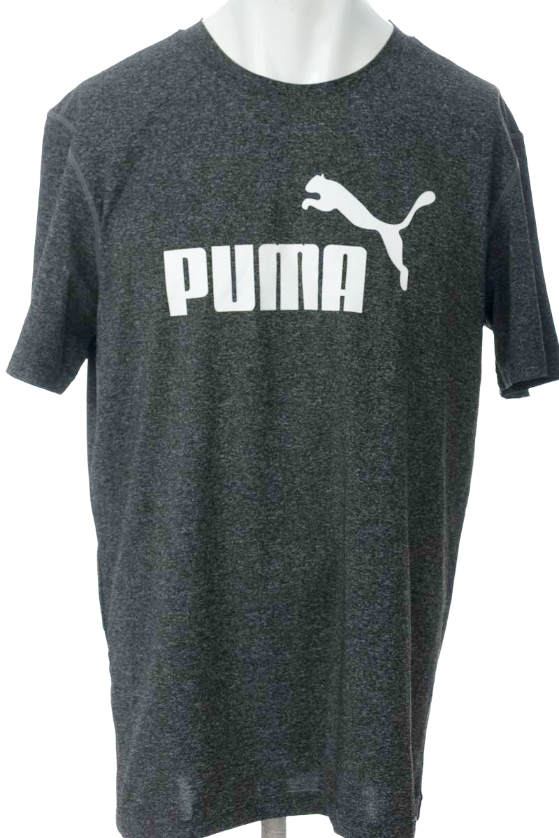 Ropa Deportiva color Gris - Closeando