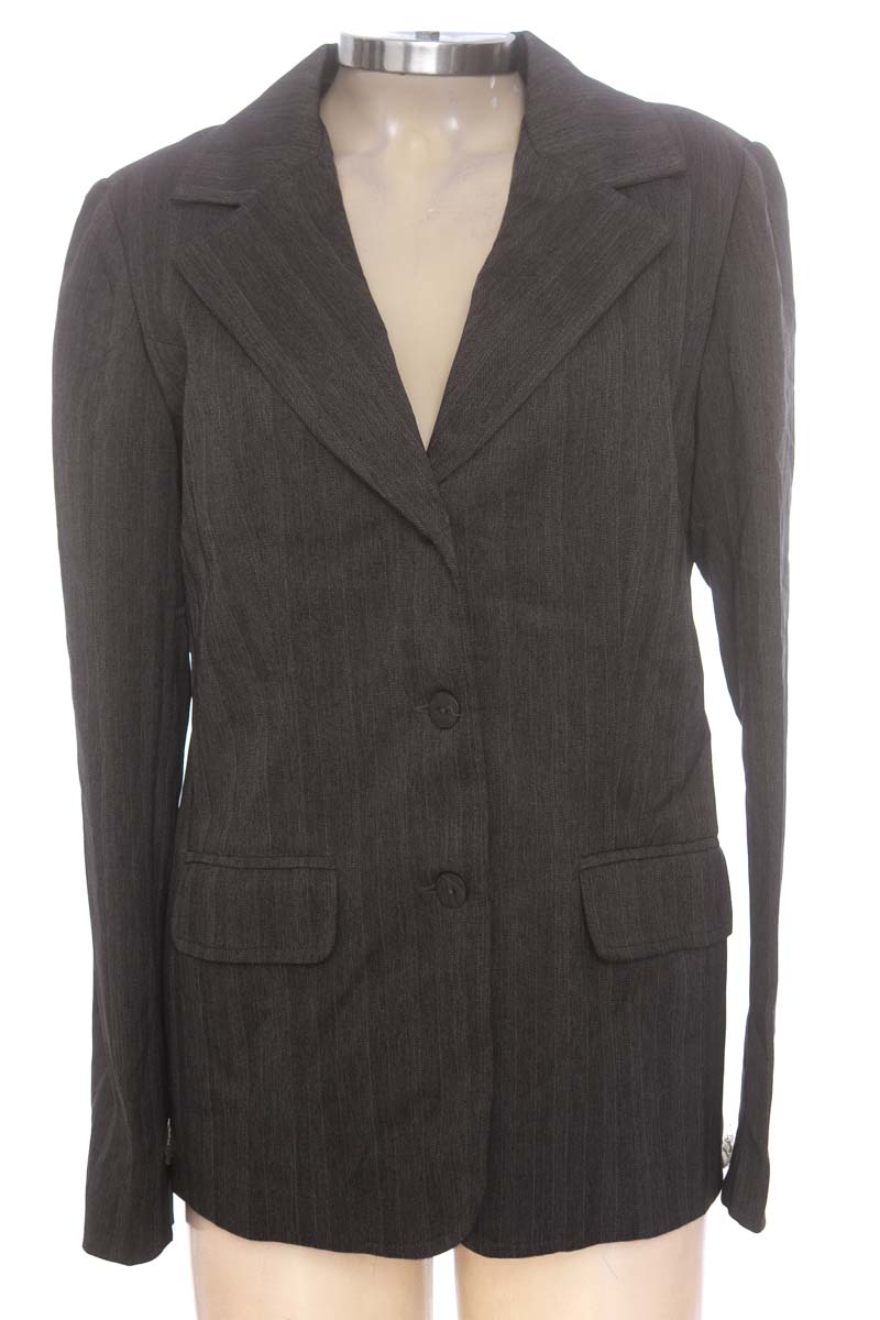 Chaqueta / Abrigo color Gris - Closeando
