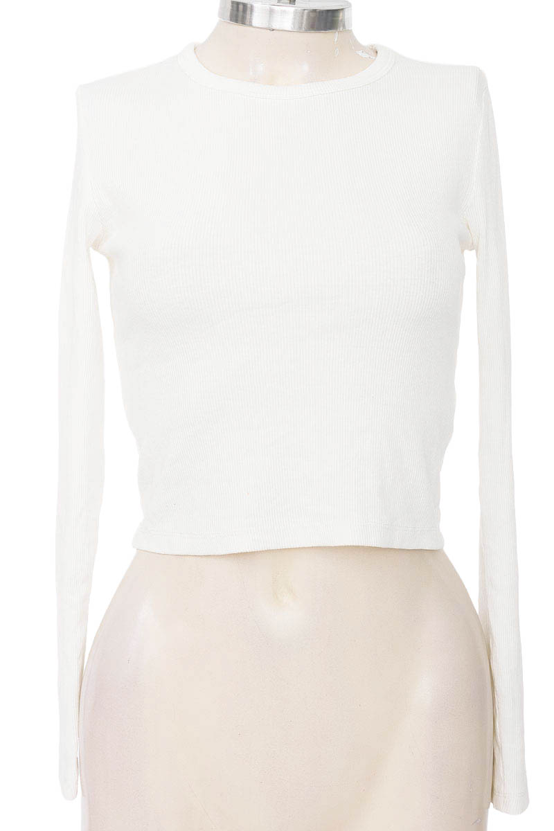 Top / Camiseta color Blanco - Bershka