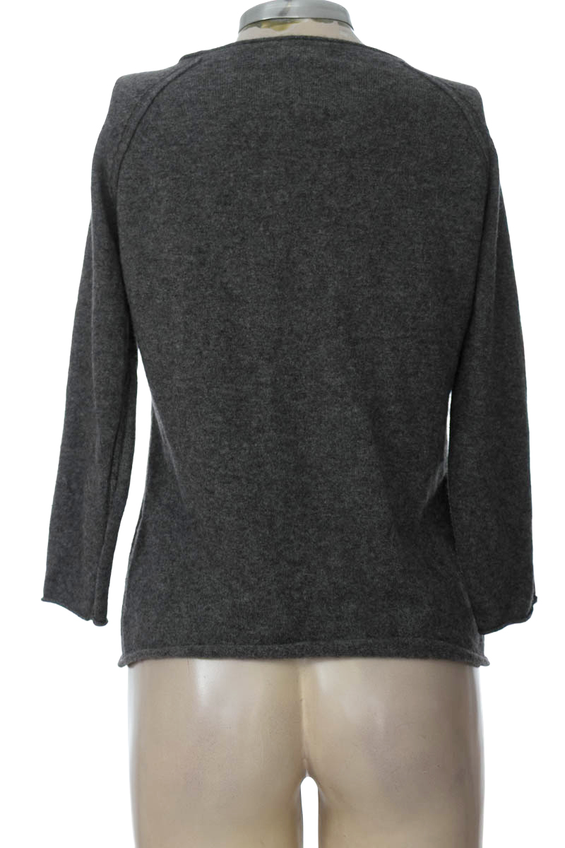 Sweater color Gris - Wendy B.