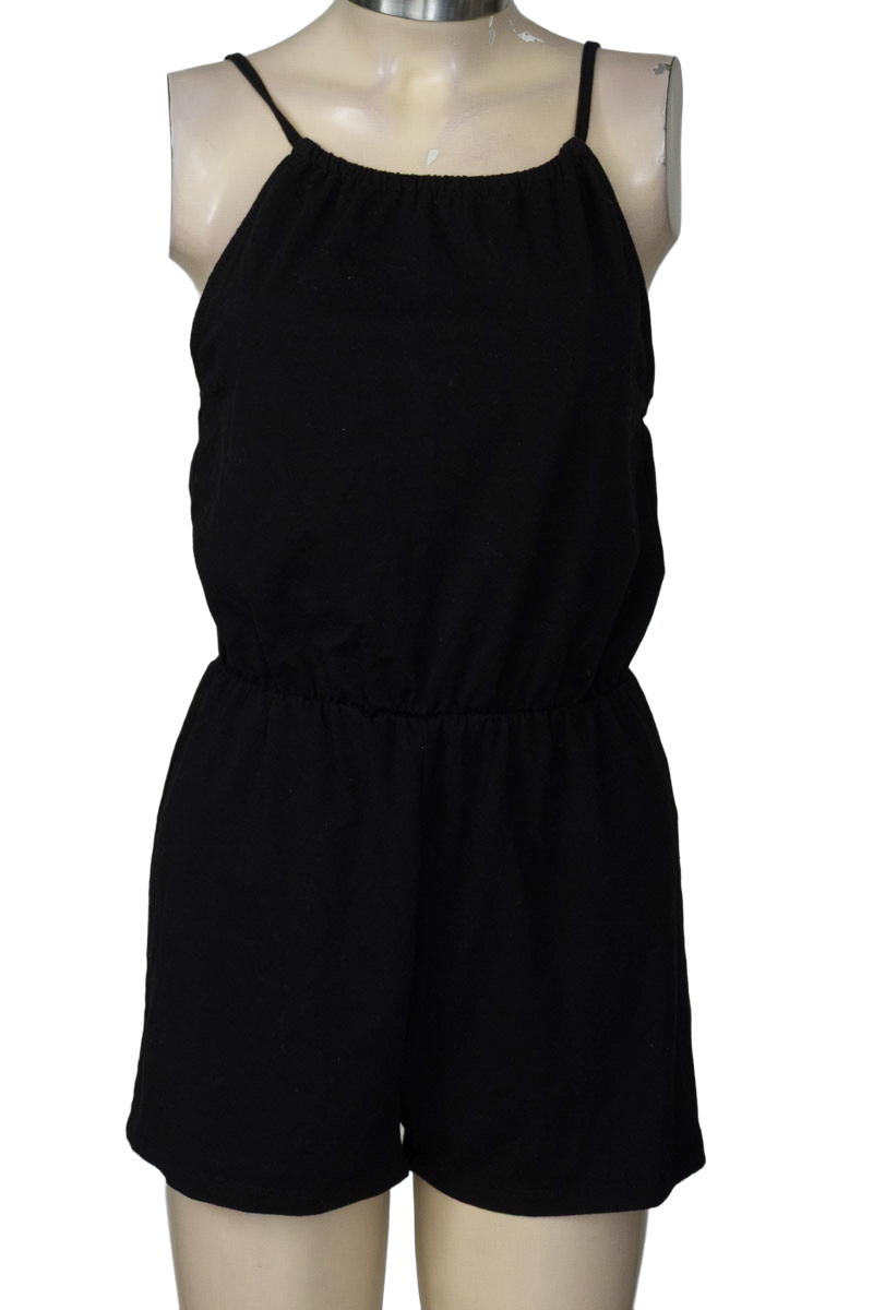 Vestido / Enterizo color Negro - Closeando