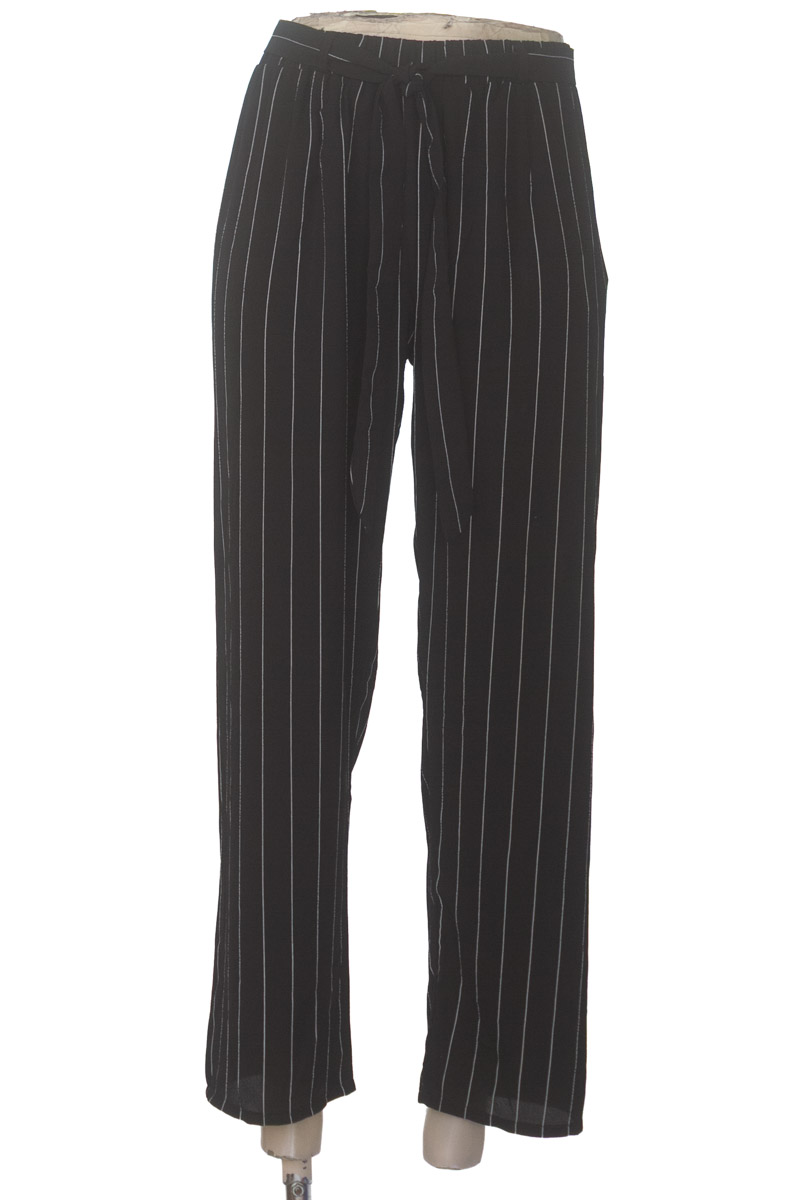 Pantalones color Negro - Aia-Fashion