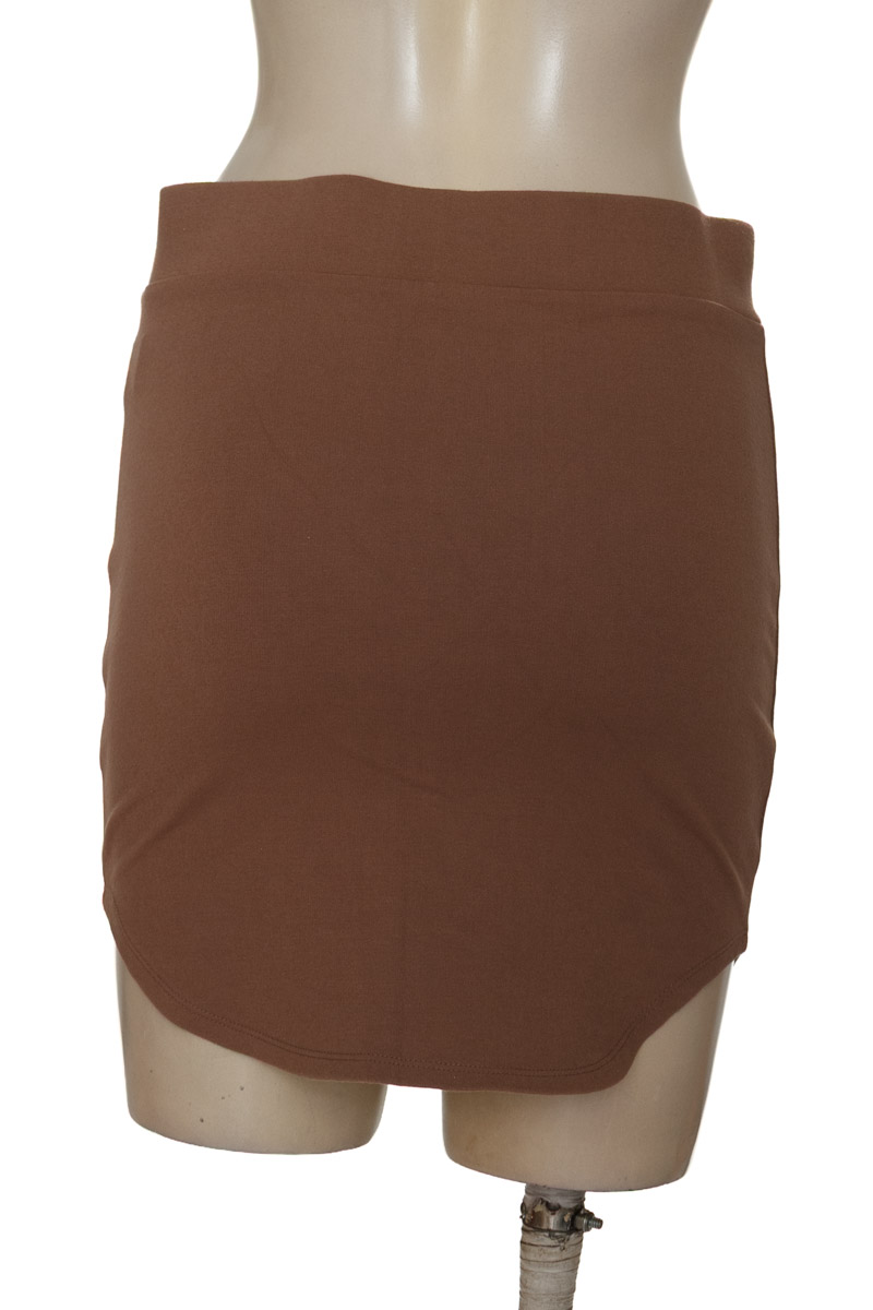 Falda color Café - Forever 21