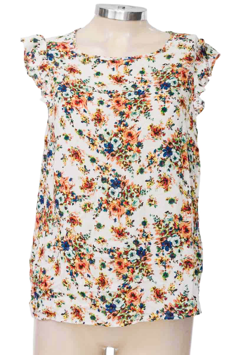 Top / Camiseta color Blanco - RG.