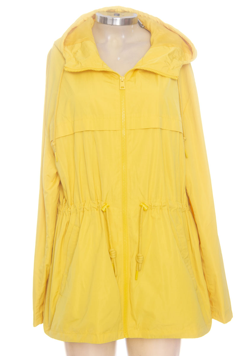Chaqueta / Abrigo color Amarillo - Levis