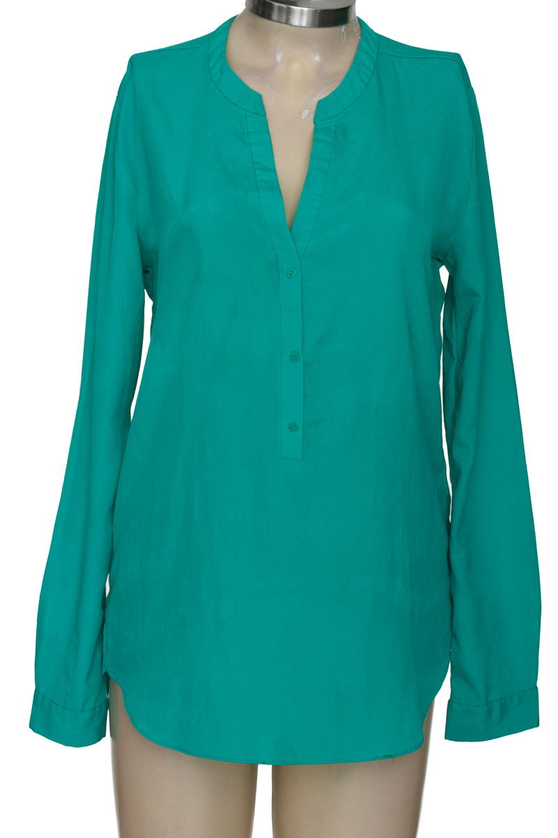 Blusa color Aguamarina - Stradivarius