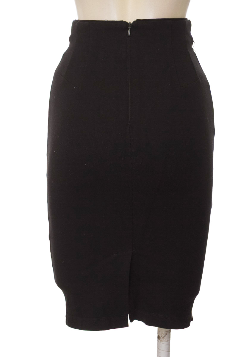 Falda color Negro - Studio F