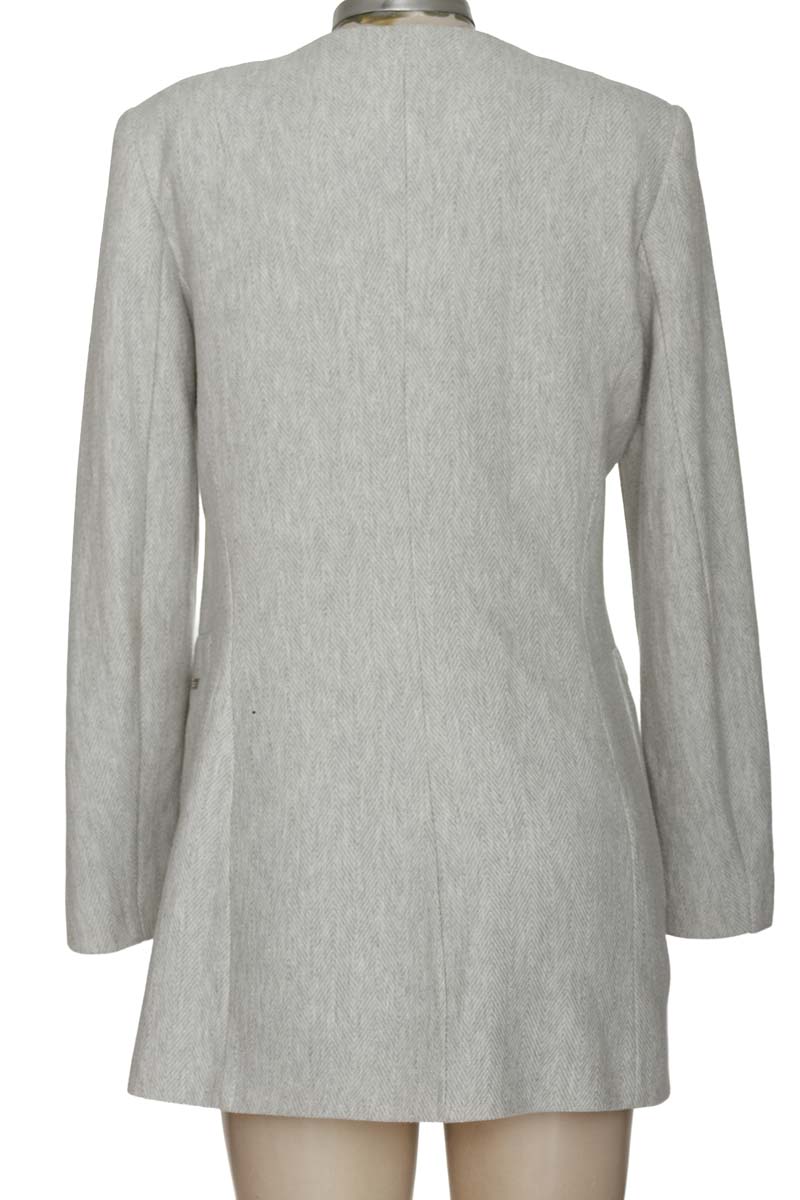 Chaqueta / Abrigo color Gris - Zara