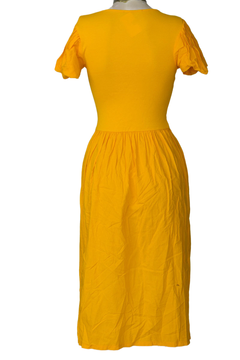 Vestido / Enterizo color Amarillo - Zara