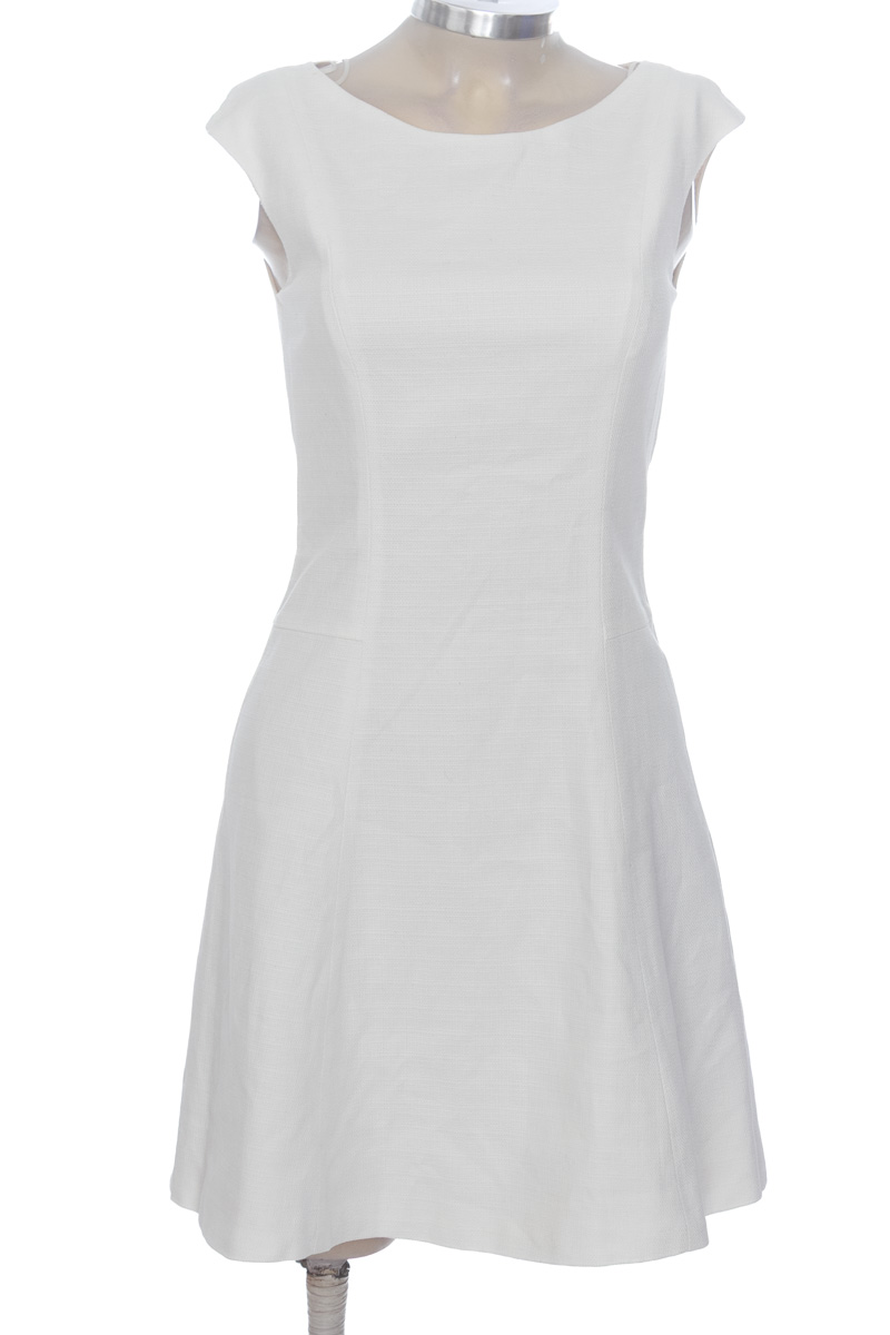 Vestido / Enterizo color Beige - Zara