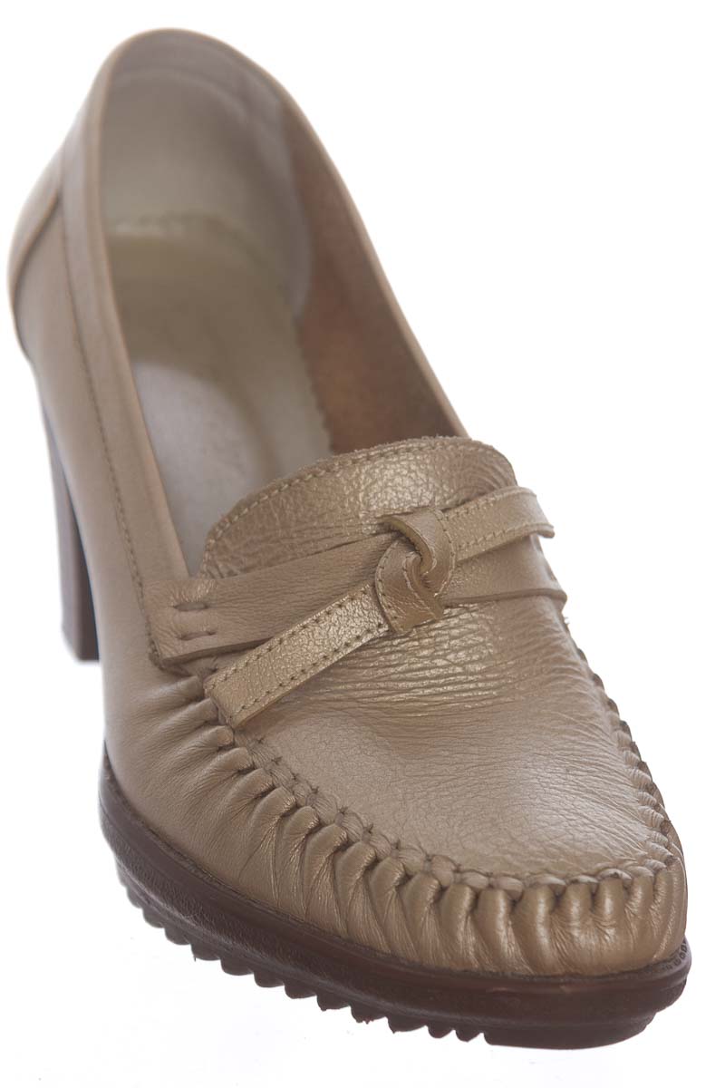 Zapatos color Dorado - Laura Escovar