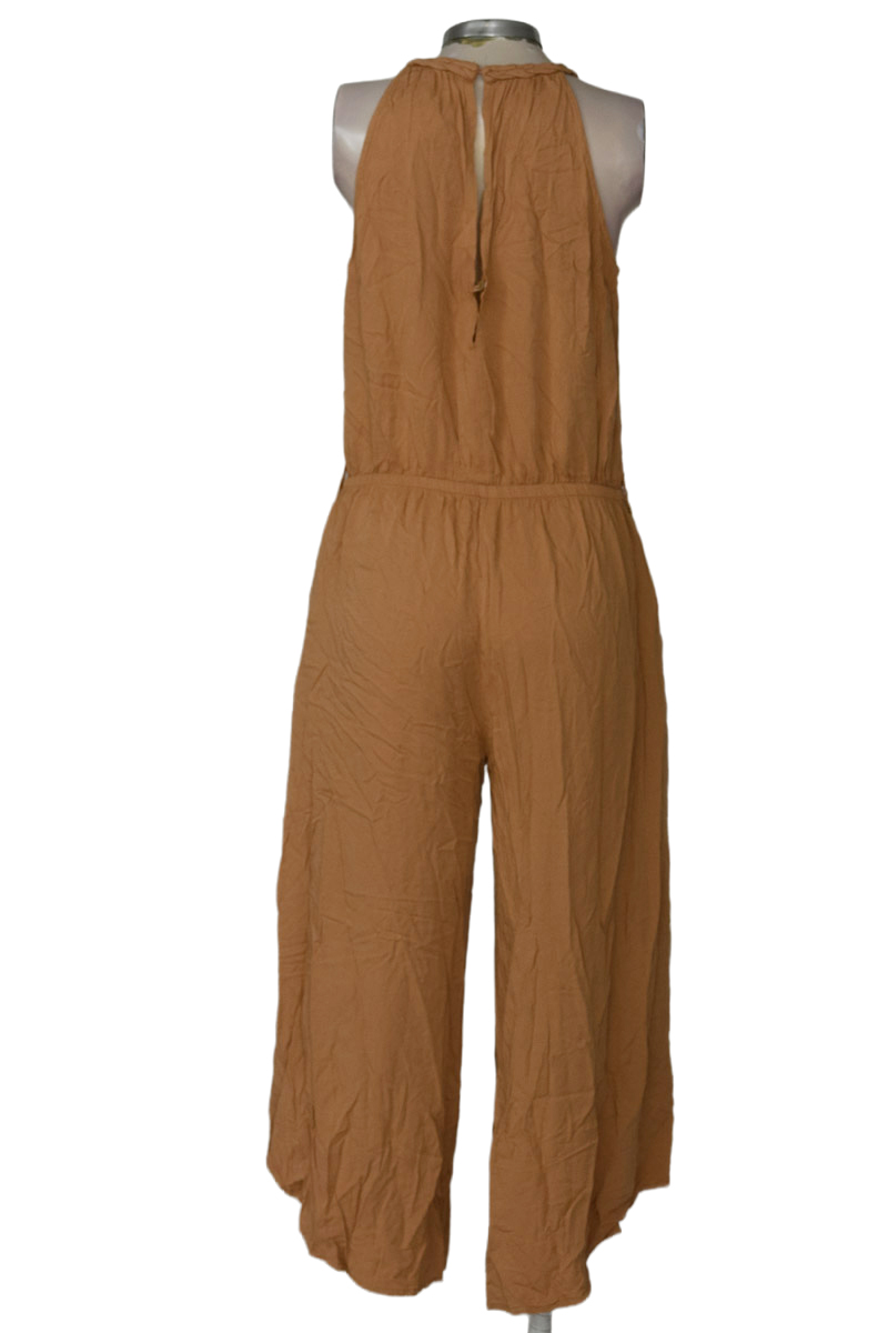 Vestido / Enterizo color Beige - Spirito
