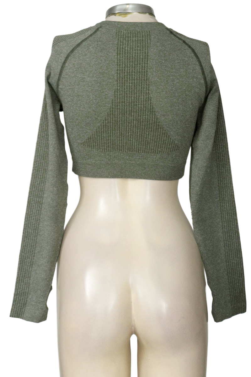 Ropa Deportiva / Salida de Baño color Verde - Closeando