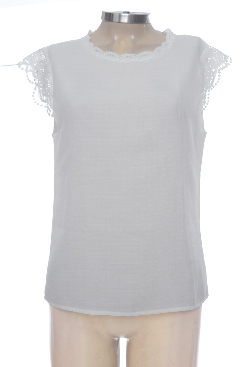 Top / Camiseta color Blanco - Closeando