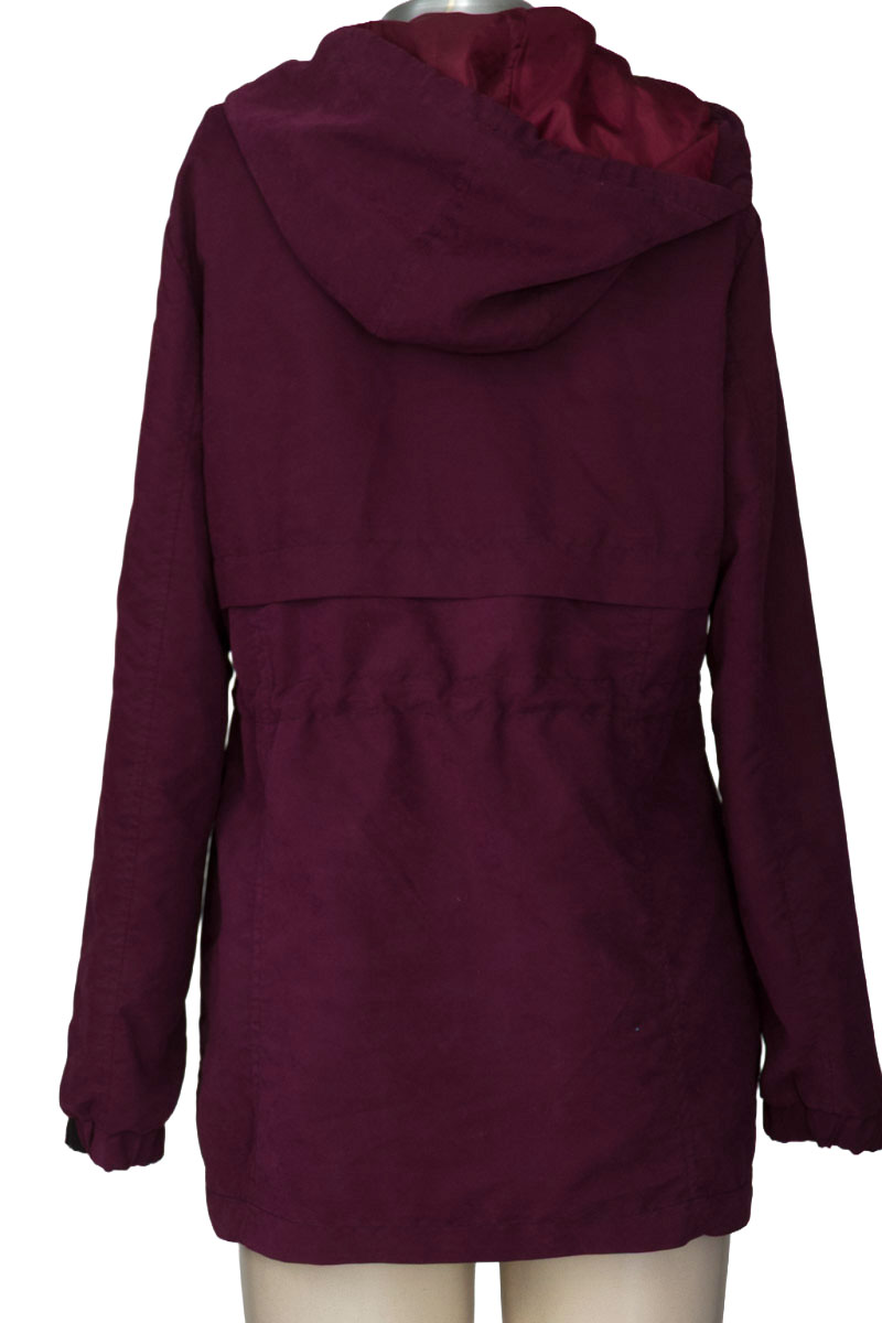 Chaqueta / Abrigo color Vinotinto - LInaje Real