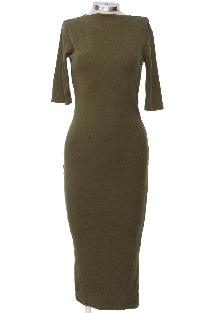 Vestido / Enterizo color Verde - Zara