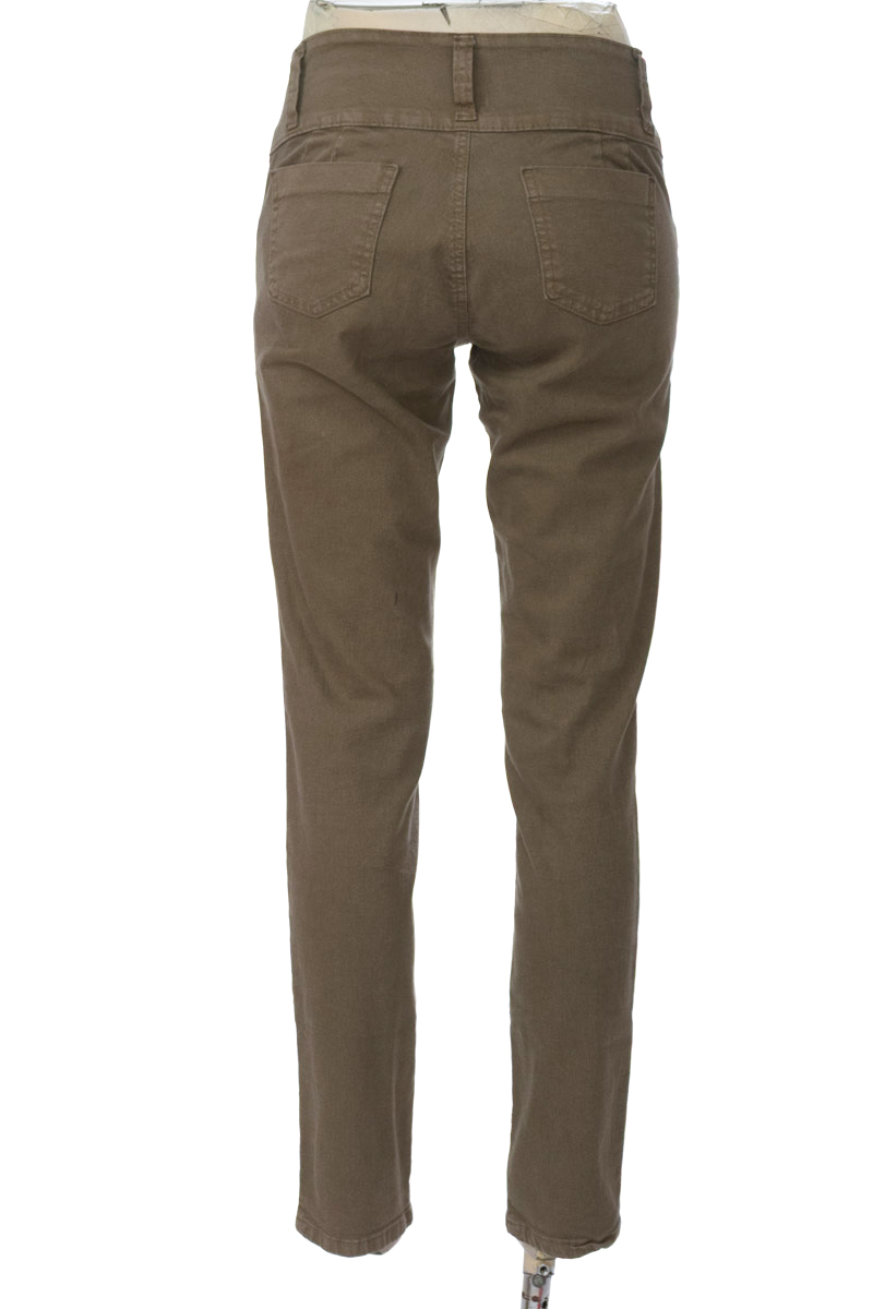 Pantalones color Verde - Closeando