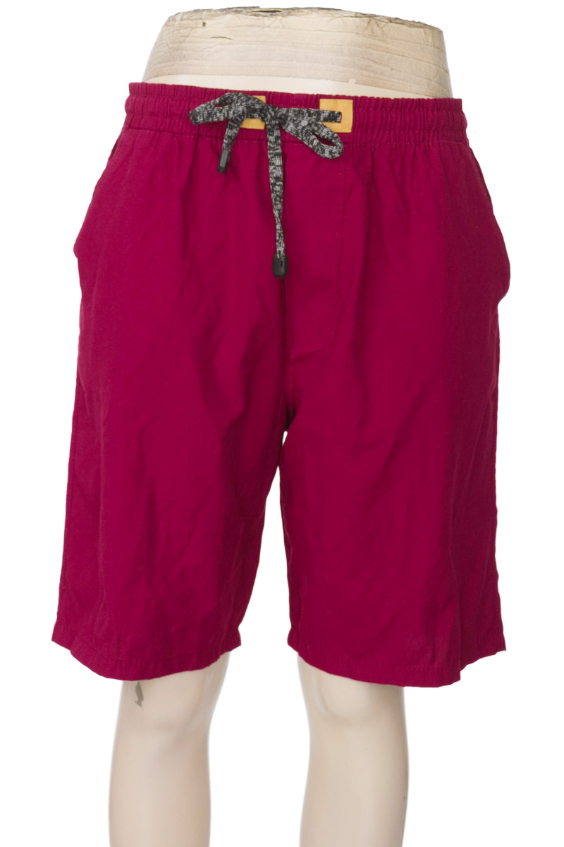 Bermuda - Pantaloneta color Vinotinto - Closeando