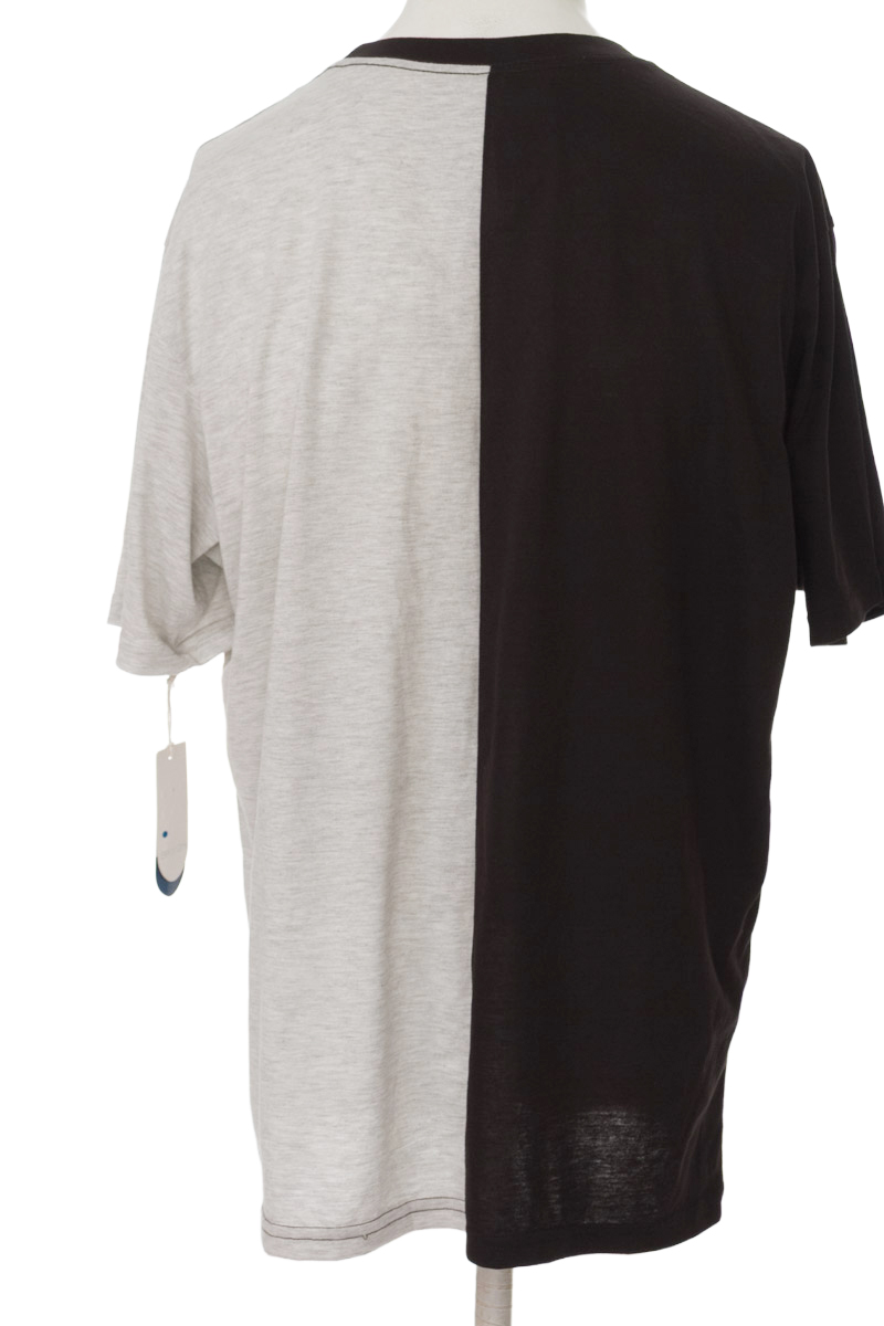 Camiseta color Negro - Bronzini