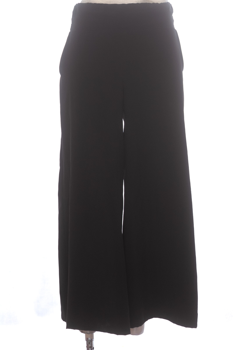 Pantalones color Negro - Closeando
