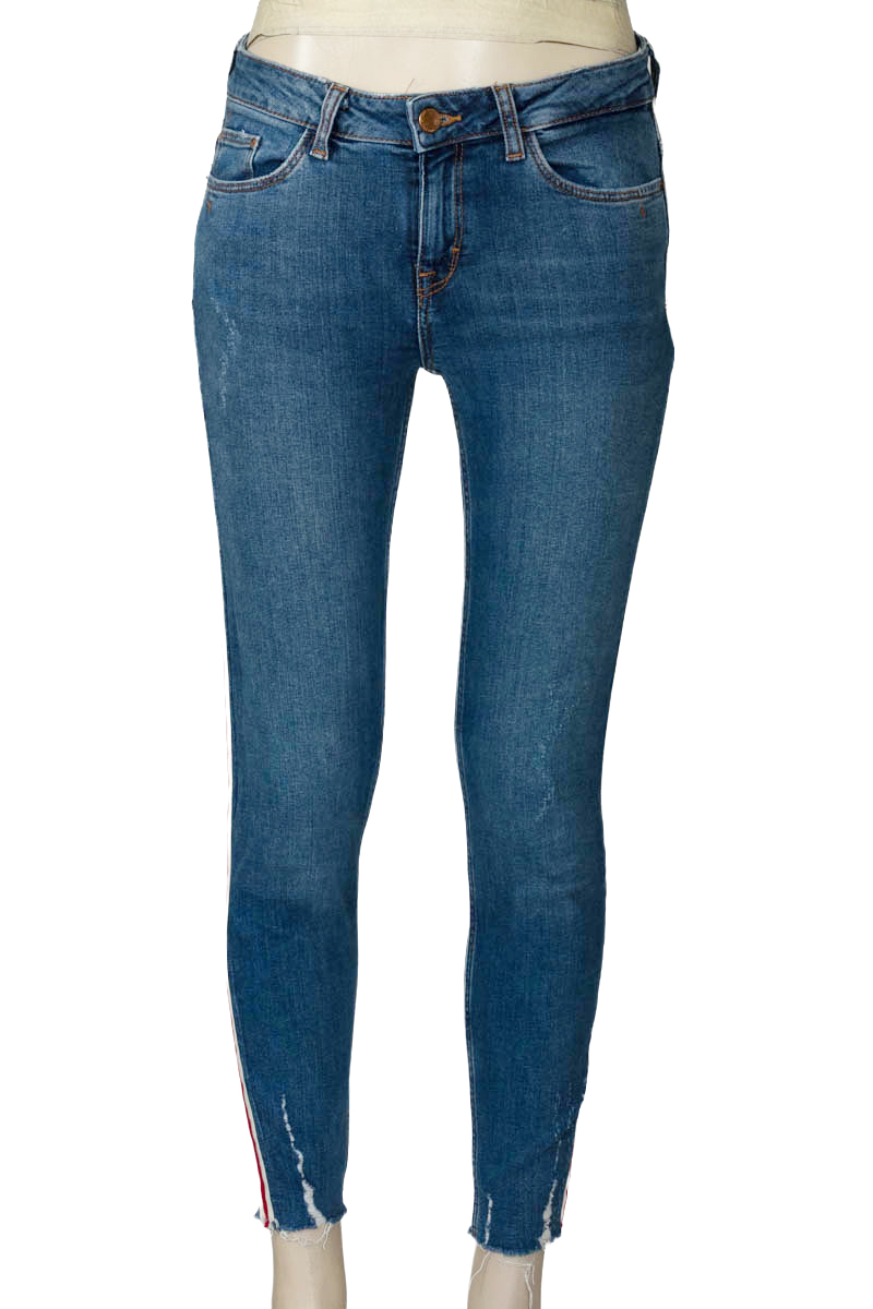 Pantalones color Azul - Zara