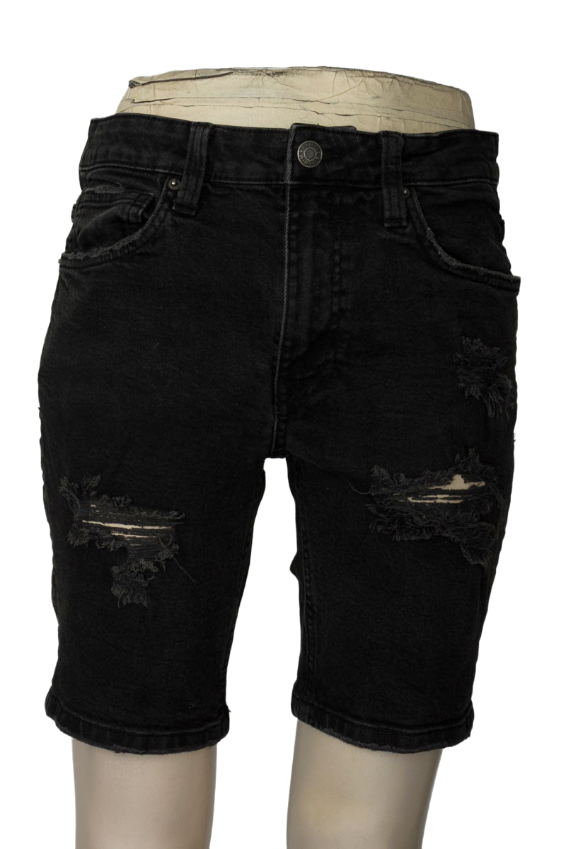Bermuda - Pantaloneta color Negro - Bershka